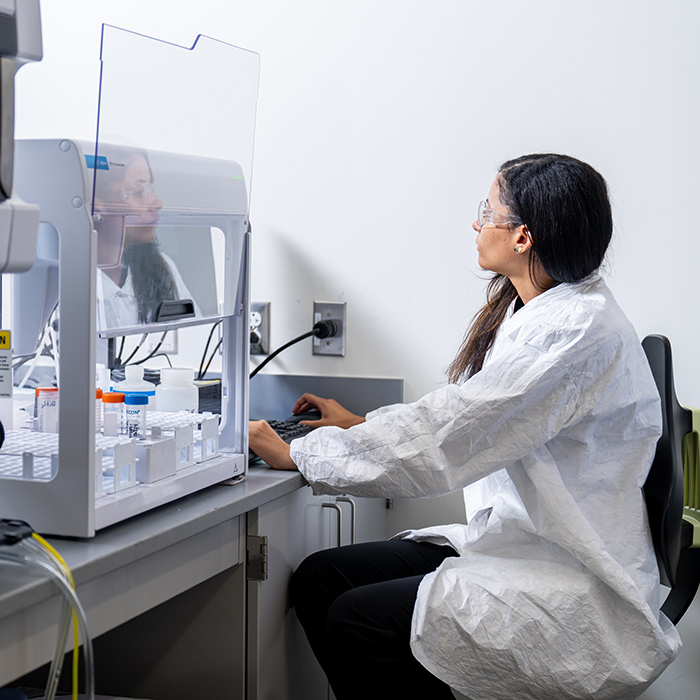 Erika Heymann analyzes samples